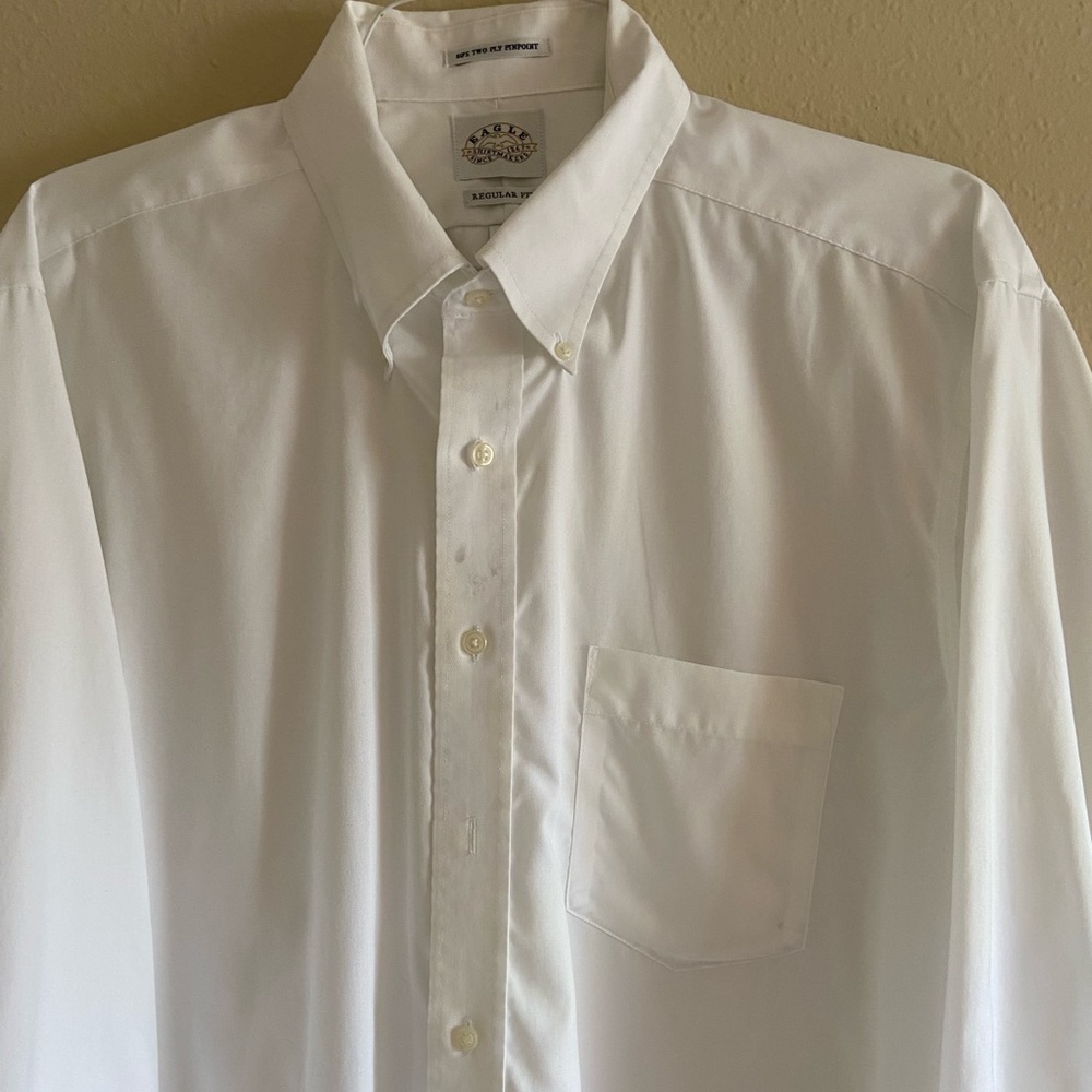 Eagle Outfitters, men’s white shirt